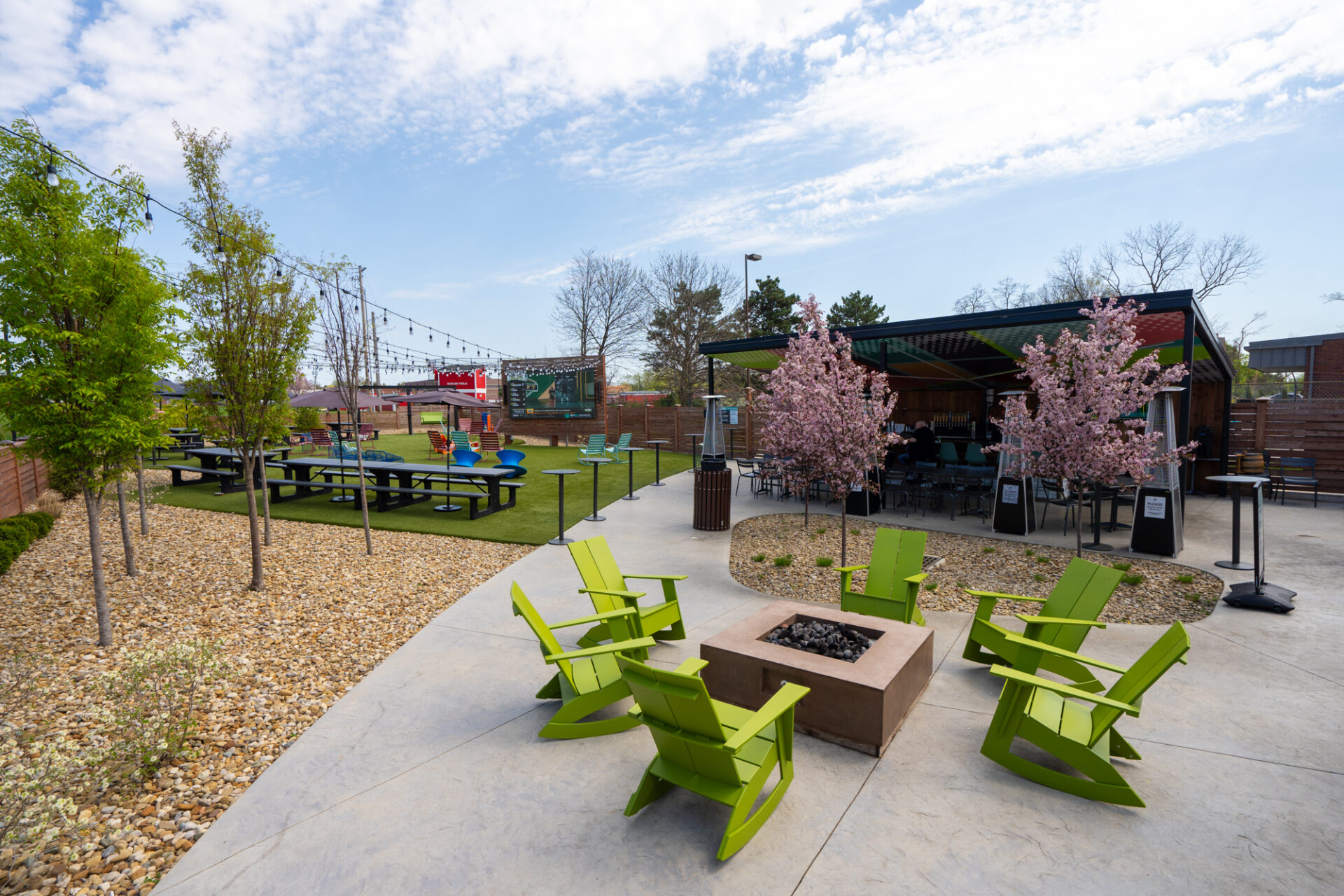 Beer Garden 1 web corporate retreat venue,event space columbus ohio,corporate event space rental,offsite meeting space,team building event space